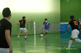 Navales se coloca líder del torneo Clausura de fútbol sala Futormes