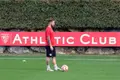 Muniain, entrenador del Salamanca CF UDS, en un entrenamiento en Lezama | FOTO SALAMANCA CF UDS