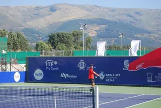 El Open Nacional de Tenis Ciudad de Béjar llega a la fase decisiva