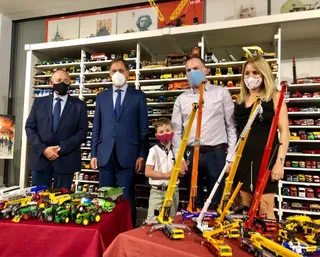 El Museo de Historia de la Automoción incrementa sus fondos gracias a la donación de más de 1.500 miniaturas de vehículos a escala recopiladas durante la segunda mitad del siglo XX.