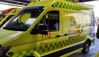 Ambulancia UVI Móvil. Foto de archivo