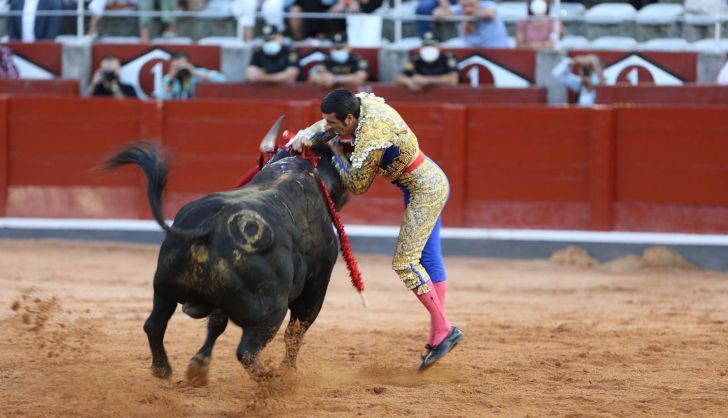 Perfecta estocada de Emilio de Justo
