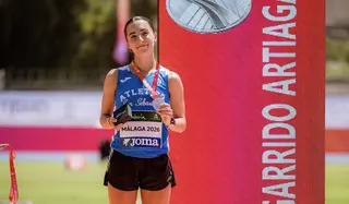 Rocío Garrido en el podio logrado en Malaga