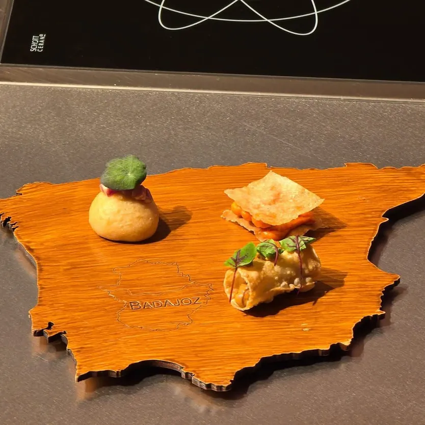 El V Foro del Ib&eacute;rico de Salamanca llega a su fin con varias demos de cocina y el ib&eacute;rico de Extremadura y Mallorca como protagonistas