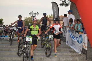 Carlos Rodríguez y Sonia Sánchez se imponen en el Duatlón de Paradinas de San Juan