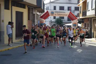 Carrera de atletismo en Linares de Riofrío