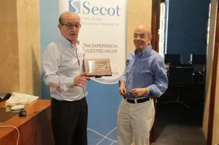 Homenaje a Félix Bustos García.