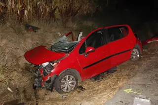 Uno de los vehículos implicados en el fuerte impacto