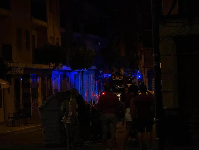 Incendio en un domicilio en la calle Cortes de Cádiz