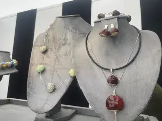 Collares de castañas