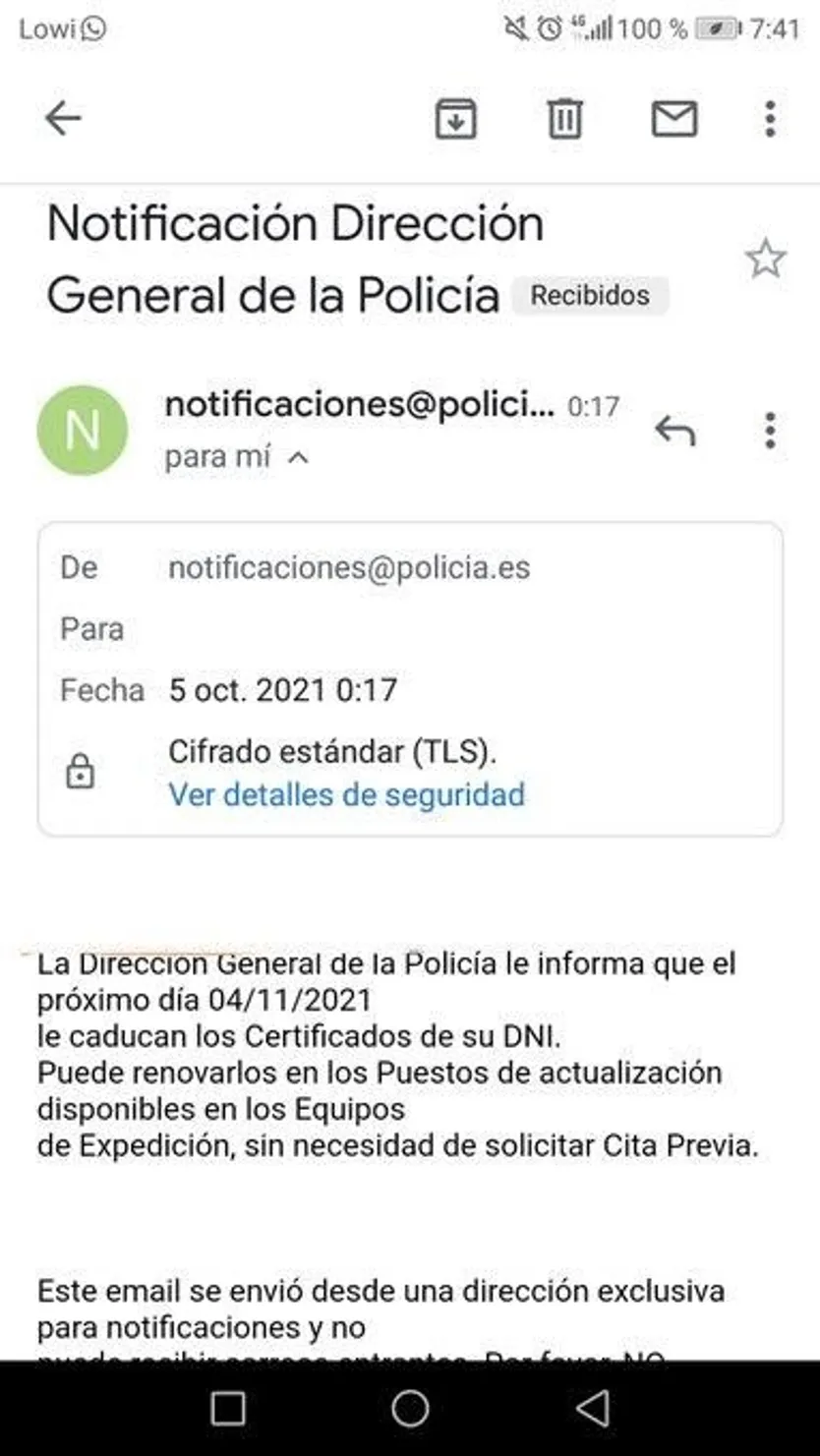 Email de la Policía Nacional para renovar el DNI. Archivo
