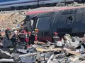Efectivos de la Unidad Militar de Emergencias (UME) trabajan en el accidente ferroviario de Urda (Toledo). - MINISTERIO DE DEFENSA