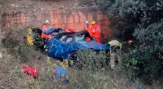 Dos muertos y tres heridos tras salirse de la vía y caer por un barranco en Soria