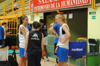 Primer entrenamiento de Perfumerías Avenida