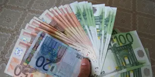 Dinero