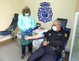La Policía Nacional de Salamanca se suma a la campaña de donación de sangre