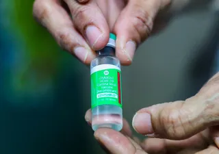 La vacuna de Oxford y AstraZeneca. | EP