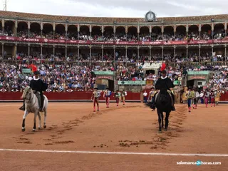 Paseíllo en La Glorieta. Foto Juanes