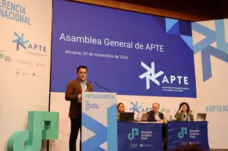 Pedro Martínez en la Asablea General de APTE