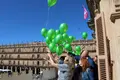 Suelta De Globos Desde El Ayuntamiento De Salamanca Por El Día Mundial Del Alzheimer | Salamanca24horas