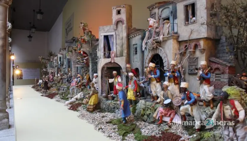 GALERÍA |El palacio de la Salina expone un belén napolinato durante esta Navidad 