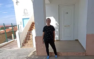 María Angeles en la vivienda rehabilitada en Matilla de los Caños