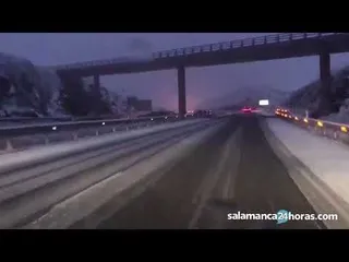 Retenciones en las salidas y entradas a Salamanca por la nieve