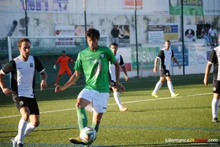 Unionistas anuncia los fichajes de Adrián Pérez, Xavi Carmona y Carlos de la Nava