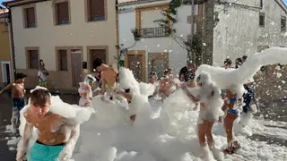 Parque Acuático, Fiesta De La Espuma Y Cena Al Aire Libre En Las Fiestas De Pereña De La Ribera 2026 