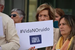 Concentración por el Día Internacional de Concienciación sobre el Ruido