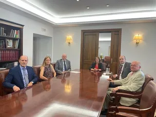 FSIE CyL en una reunión con Rocío Lucas