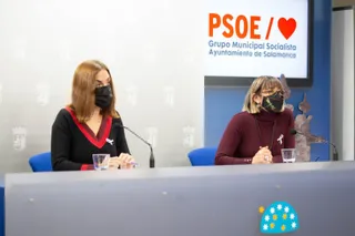 María Sánchez y María García presentaron la propuesta del PSOE de Salamanca