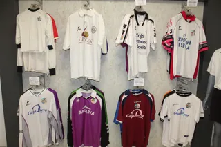 GALERÍA | Camisetas de la extinta UDS en la tienda de Unionistas