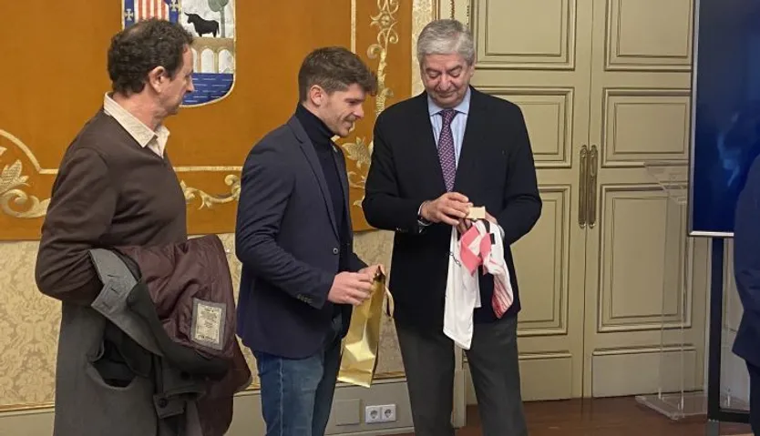 Presentación en el Ayuntamiento de los veteranos de la UDS en el Centenario | FOTO SALAMANCA24HORAS.COM