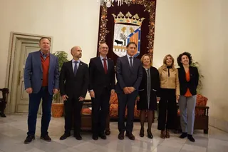 Ayuntamiento diputacion universidad
