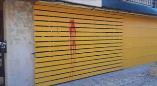 Sede del PSOE tras los ataques ocurridos durante la madrugada
