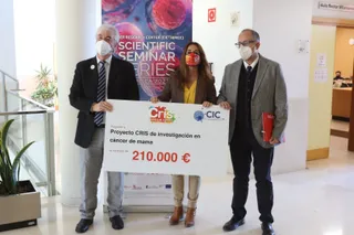 Renovación del acuerdo del Centro de Investigación del Cáncer con la Fundación Cris