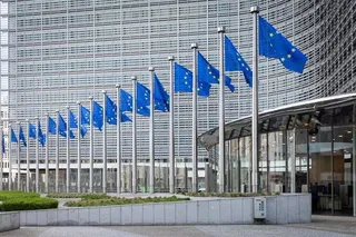 Banderas de la UE en una imagen de archivo. Foto James Arthur Gekiere | Zuma Press | EP
