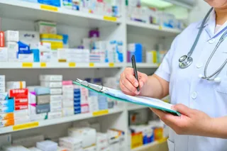 Las farmacias de Castilla y León promueven una campaña informativa sobre la meningitis y la importancia de la vacunación en el día mundial de la enfermedad