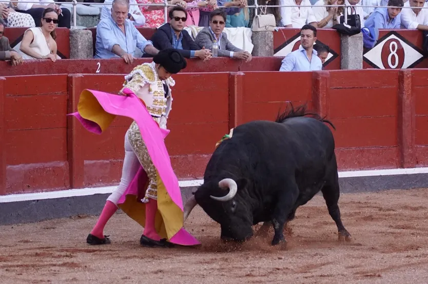 Diego San Román en La Glorieta, en su debut como matador de toros