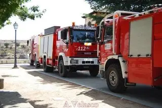 Fuego junto a la muralla de Ledesma