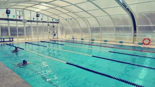 Piscina climatizada de Santa Marta. Foto Ayuntamiento de Santa Marta.