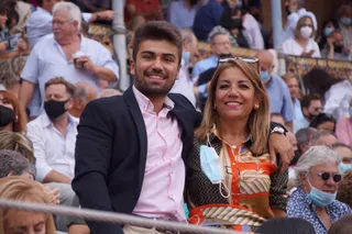 Ambiente de la Primera corrida de abono de la Feria Virgen de la Vega 2021 (26)