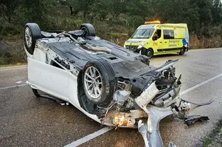 Un herido leve en un accidente en la carretera CL 526 en el término municipal de El Bodón(Salamanca)