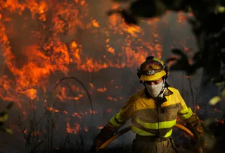Incendio forestal en El Payo, ICAL José Vicente (11).jpg