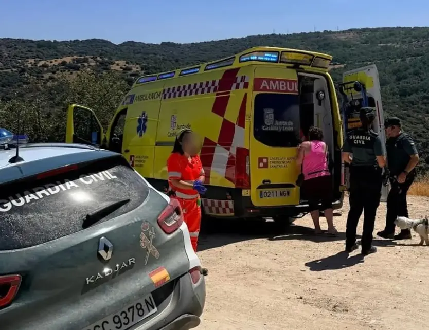 Socorren a Un Senderista Indispuesto En El Pozo De Los Humos