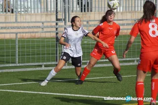 El Salamanca CF UDS femenino pierde dos puntos en Tres Cantos con un riguroso penalti en el descuento