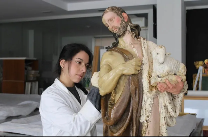 Paula Barahona, restauradora de arte