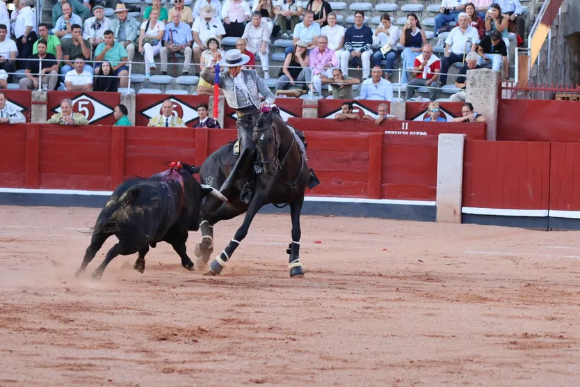 Lea Vicens con Joker en La Glorieta
