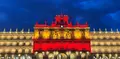 Fachada del Ayuntamiento de Salamanca con la bandera de España. Ayuntamiento de Salamanca 